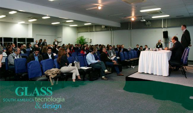 Capa: Congressos da GLASS South America discutem tendências do setor vidreiro