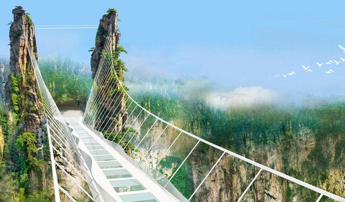 Capa: Maior ponte de vidro do mundo fica pronta na China