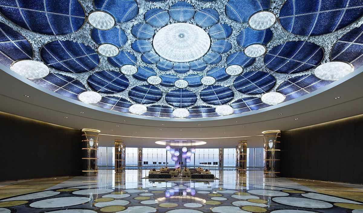 Capa: Premiada arquitetura do Hotel Jumeirah destaca o uso do vidro
