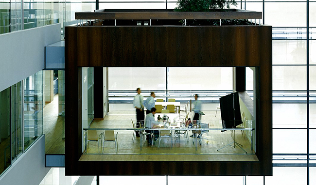 Capa: Escritório de arquitetura dinamarquês desenvolve salas de vidro suspensas