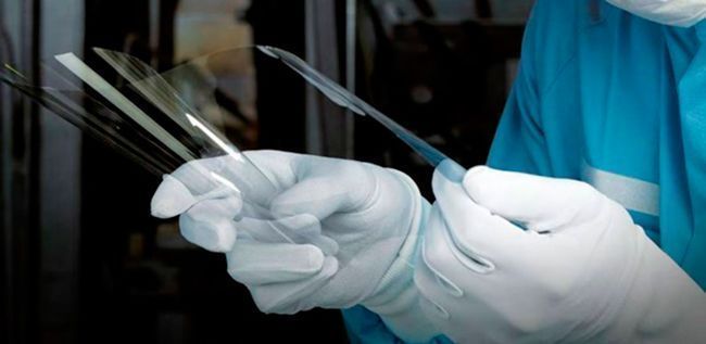 Capa: Empresa alemã Schott cria tela de vidro flexível, resistente e ultrafino