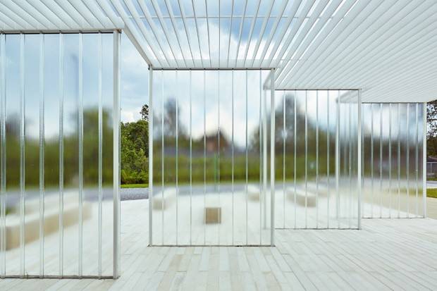 Capa: Vidro translúcido é tendência em projetos com vidro