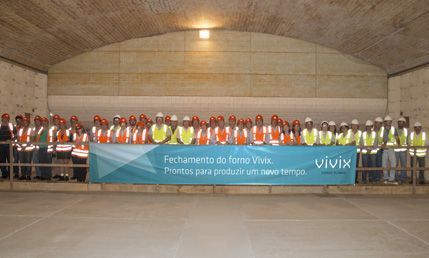 Capa: Vivix reúne setor em visita ao forno industrial antes do seu acendimento