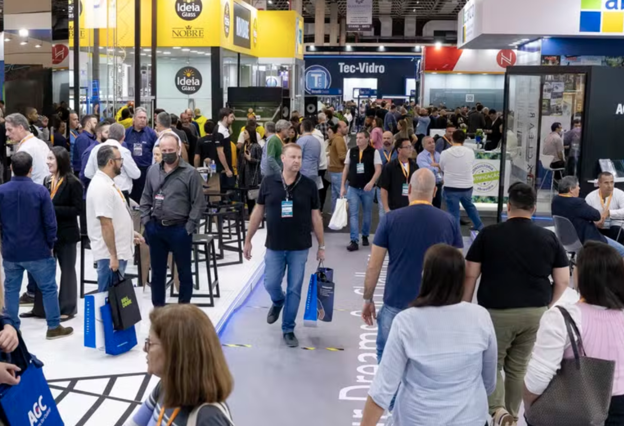 glass south America 2025